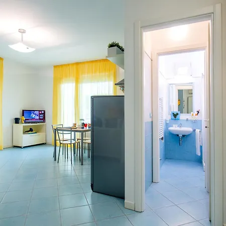 Souvenir 2 Apartment