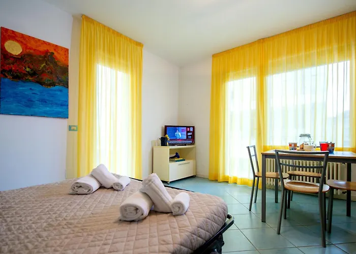 Souvenir 2 アパート